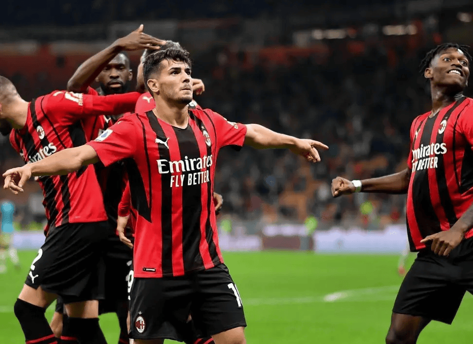 清晨西甲焦点战，阿斯顿维拉绝杀压哨，赛场秩序良好，赛季目标并未改变的简单介绍